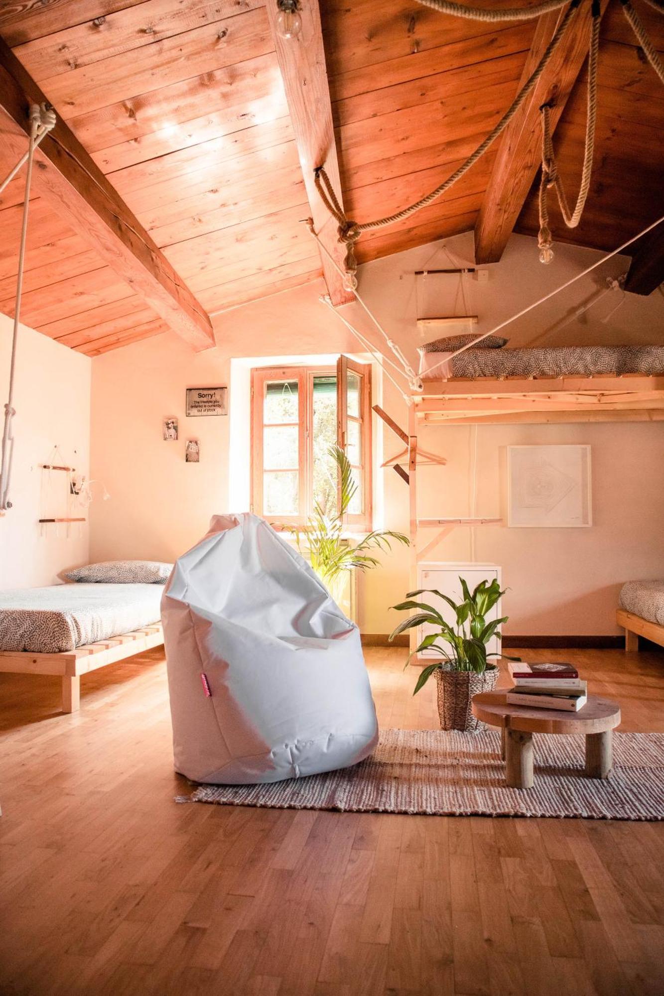 Social Garden - Sharing Room Calci Exterior foto